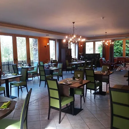 Hotel Les 5 Ourthes